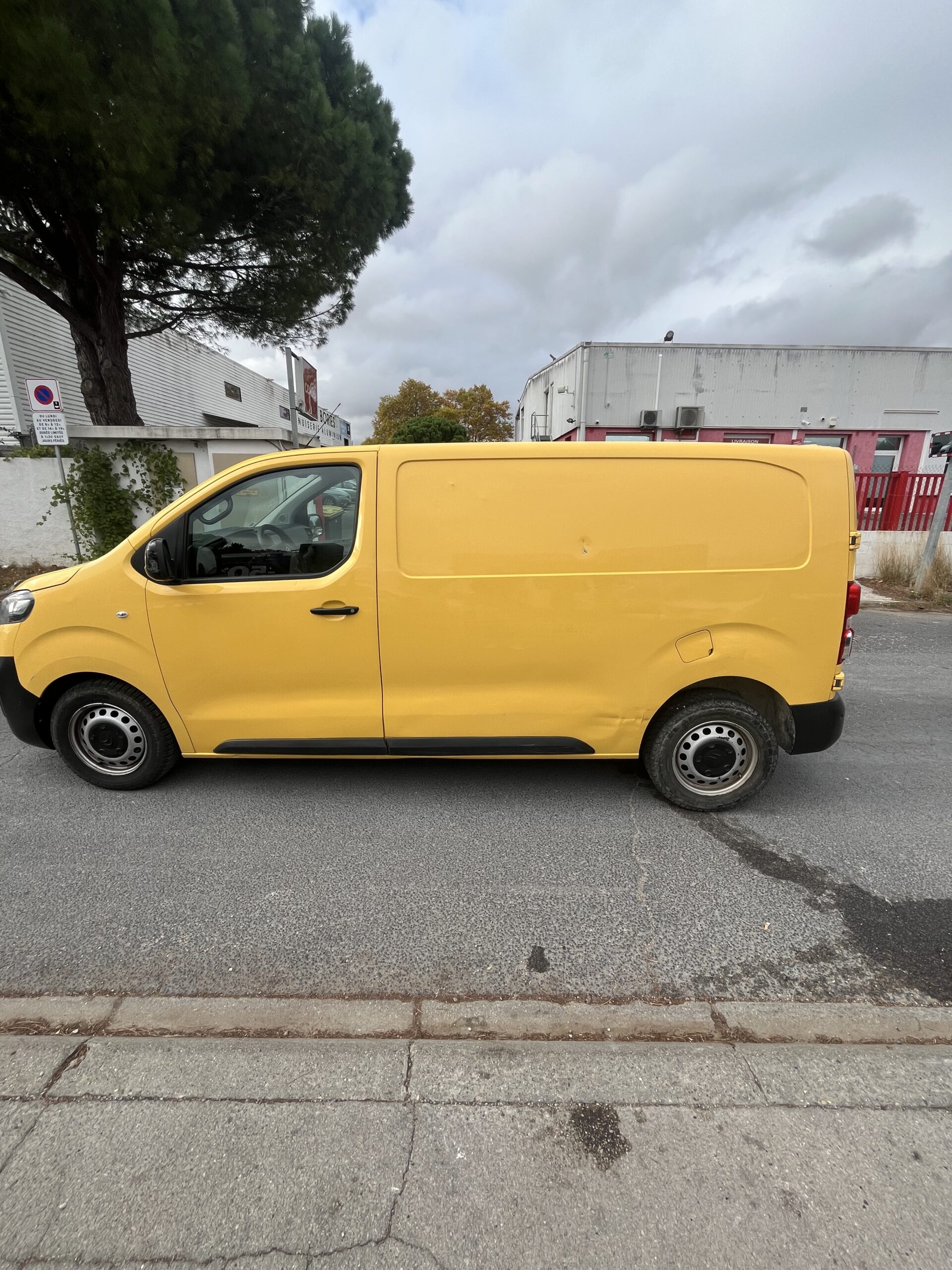 CITROEN Jumpy1.6 BlueHDI 95ch S/S Buisness ETG6 – Image 4