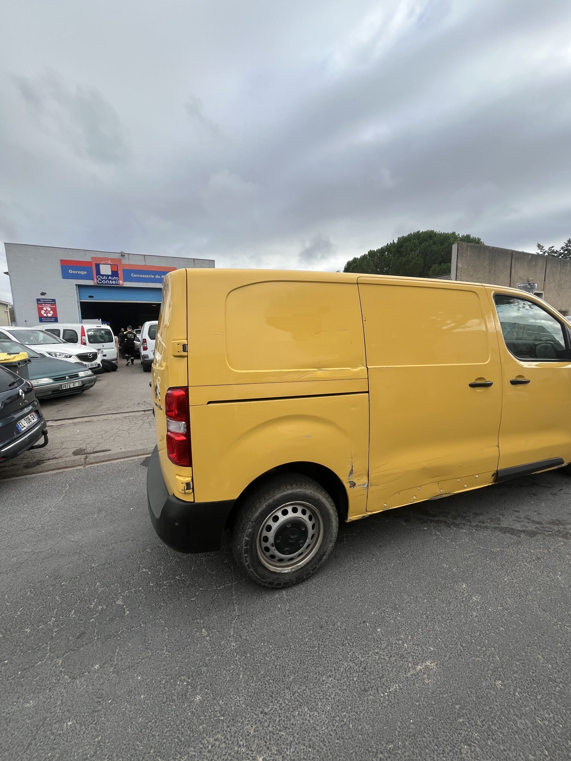 CITROEN Jumpy1.6 BlueHDI 95ch S/S Buisness ETG6 – Image 8