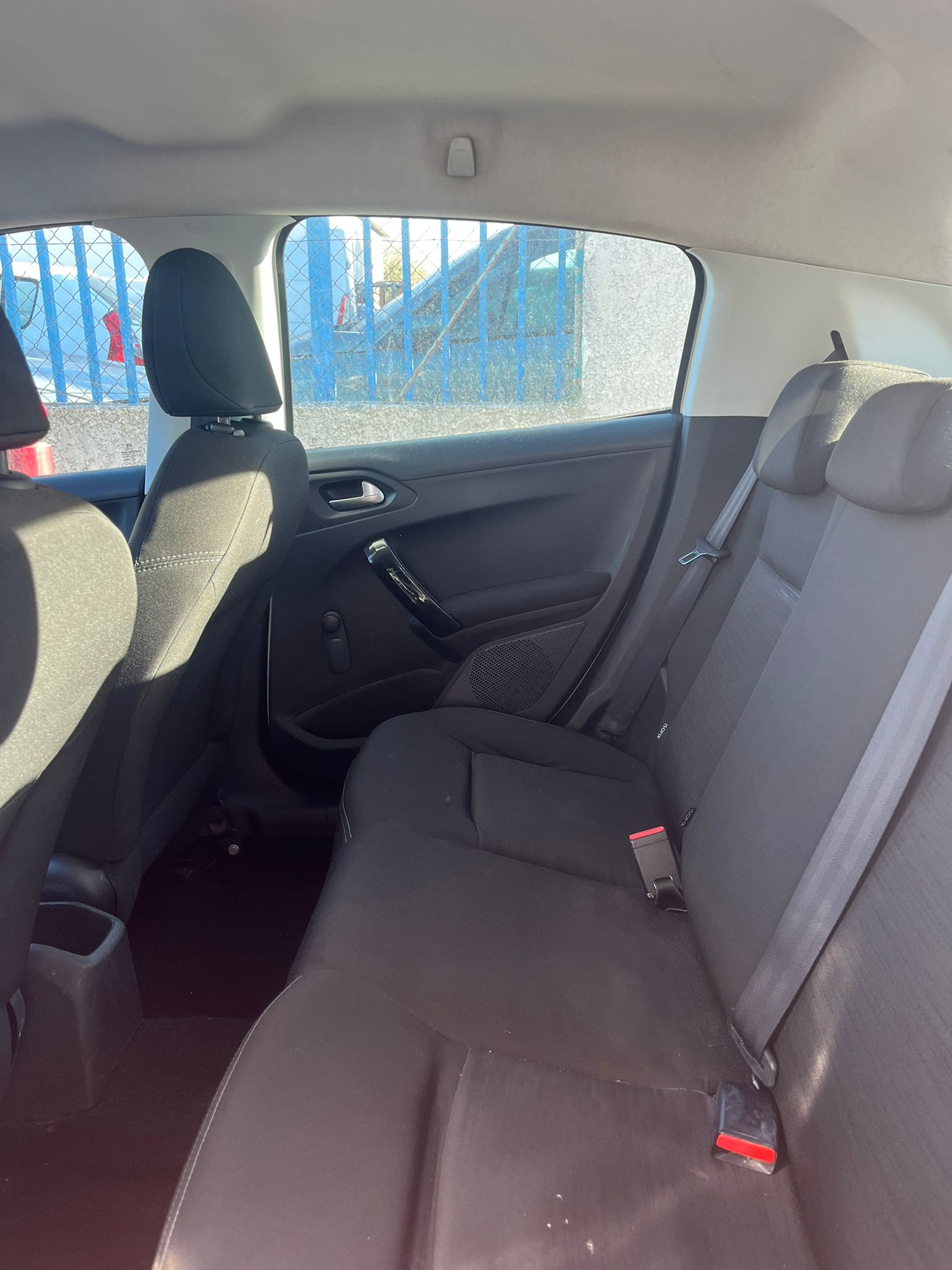 PEUGEOT 208 1.4 HDI FAP access – Image 11