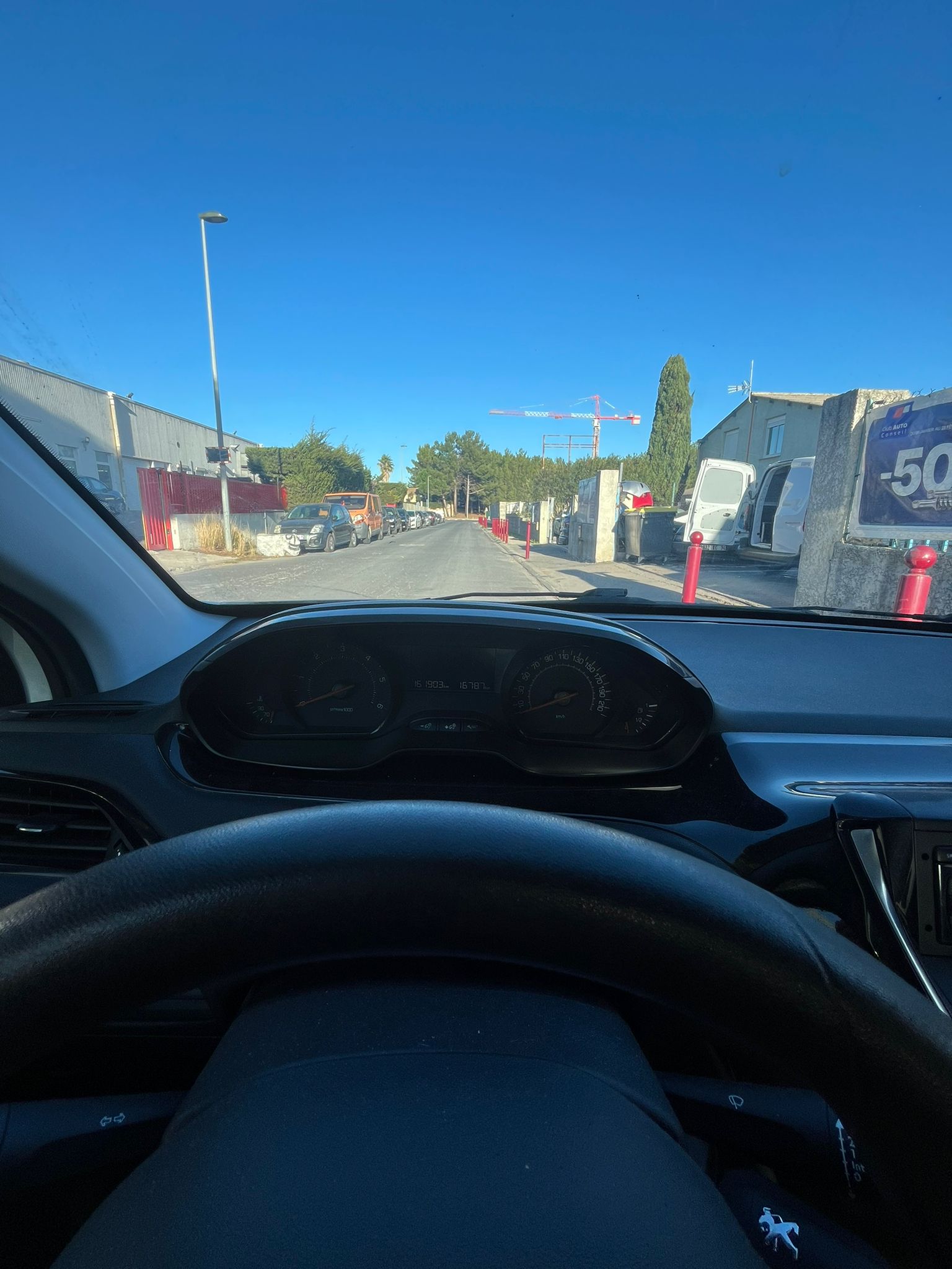 PEUGEOT 208 1.4 HDI FAP access – Image 15