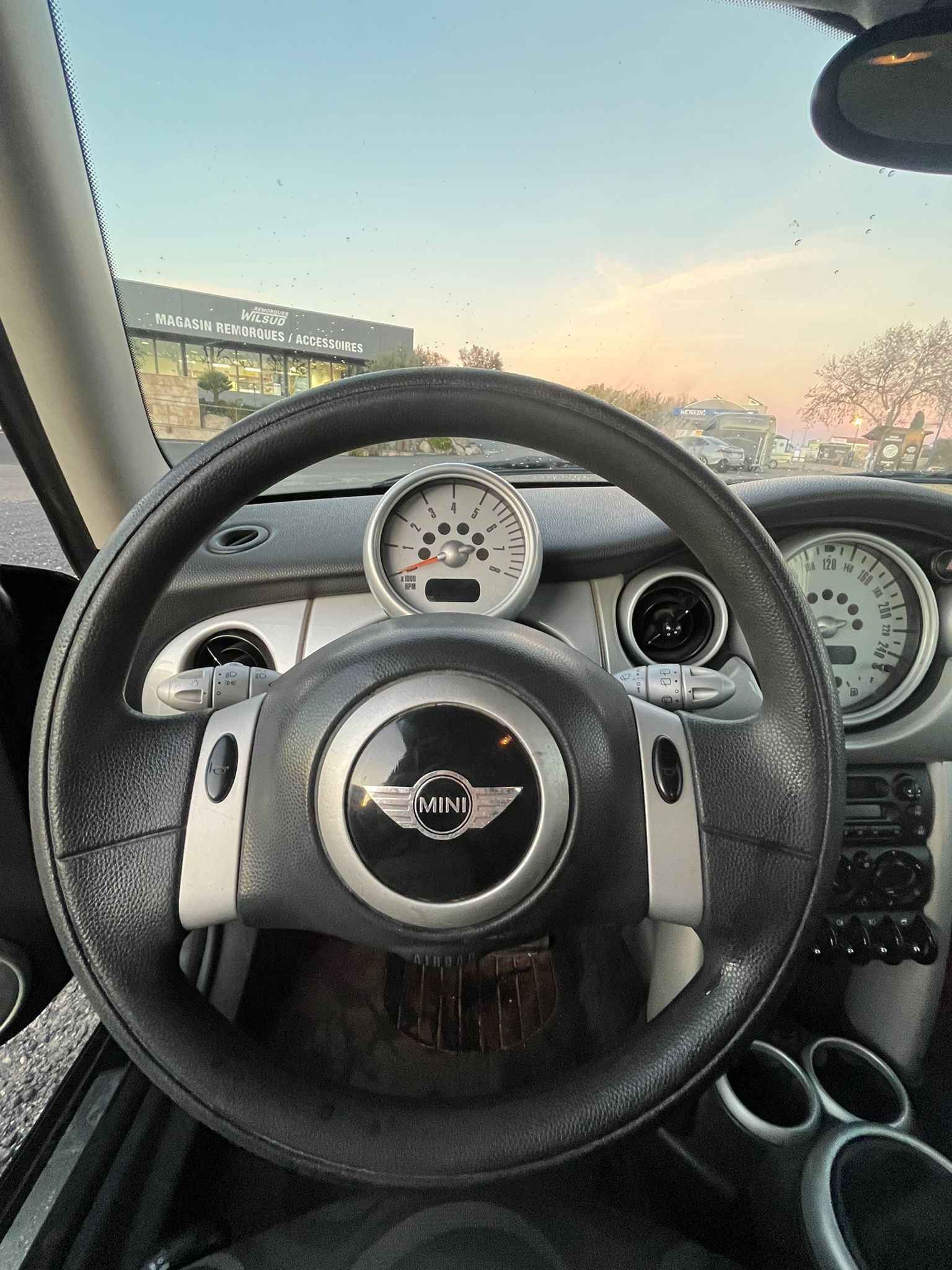 MINI ONE 1.6i R50 PHASE 1 – Image 13